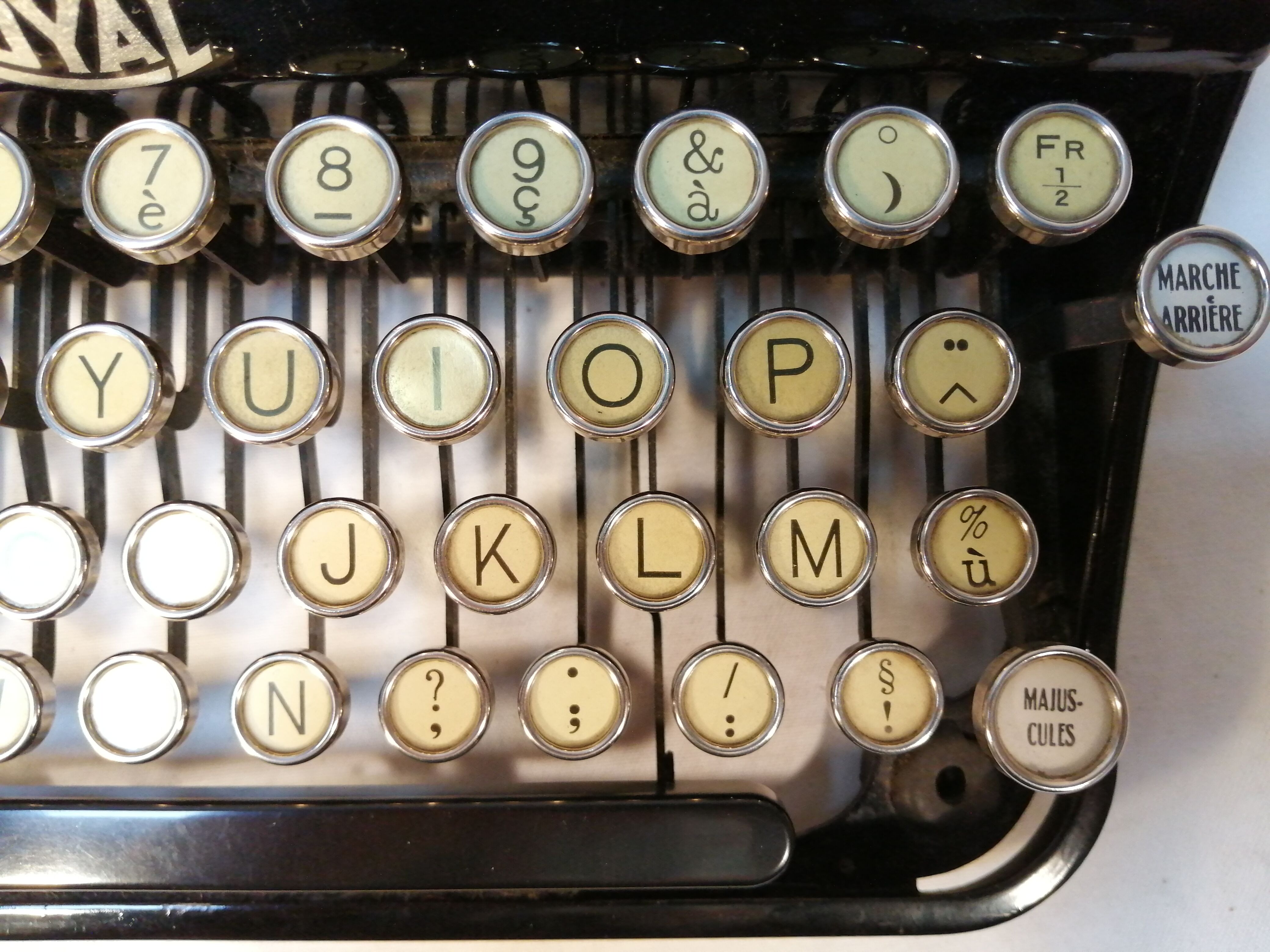 Former Royal Junior Mechanical typewriter