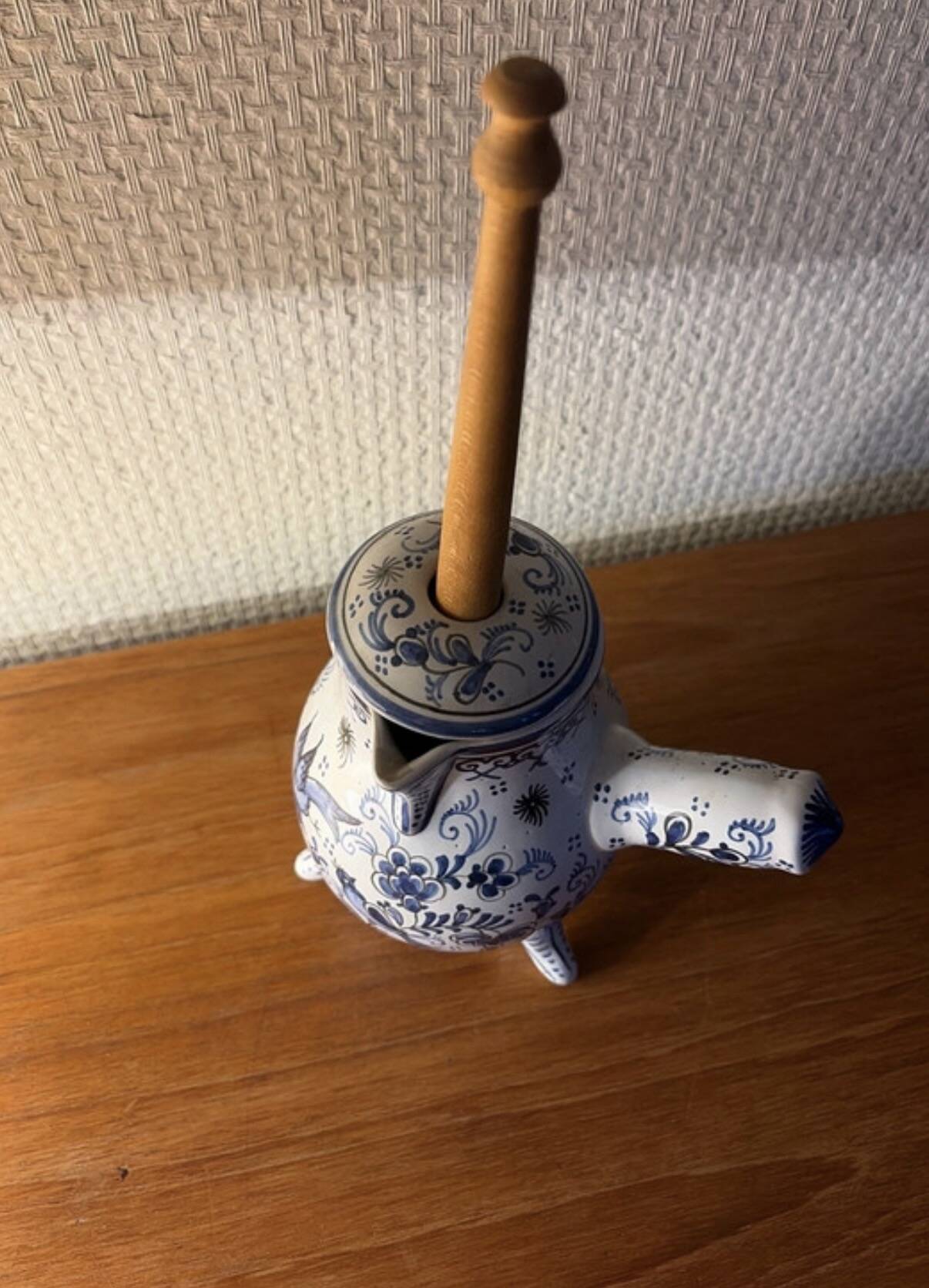 Antique chocolate pot in faience with its original whisk.