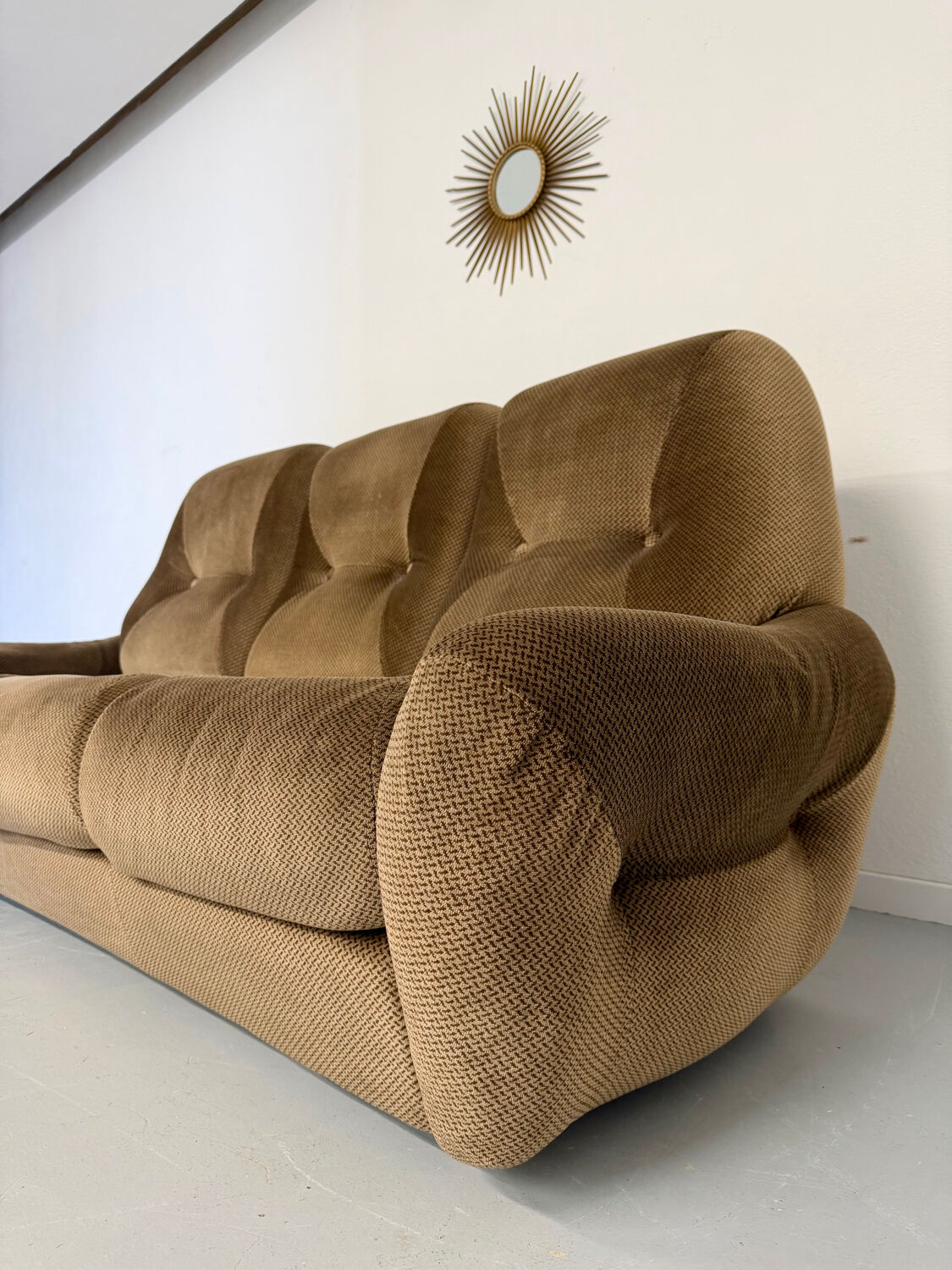 Cosy 3-seater sofa, convertible, French design from the 70s, vintage.