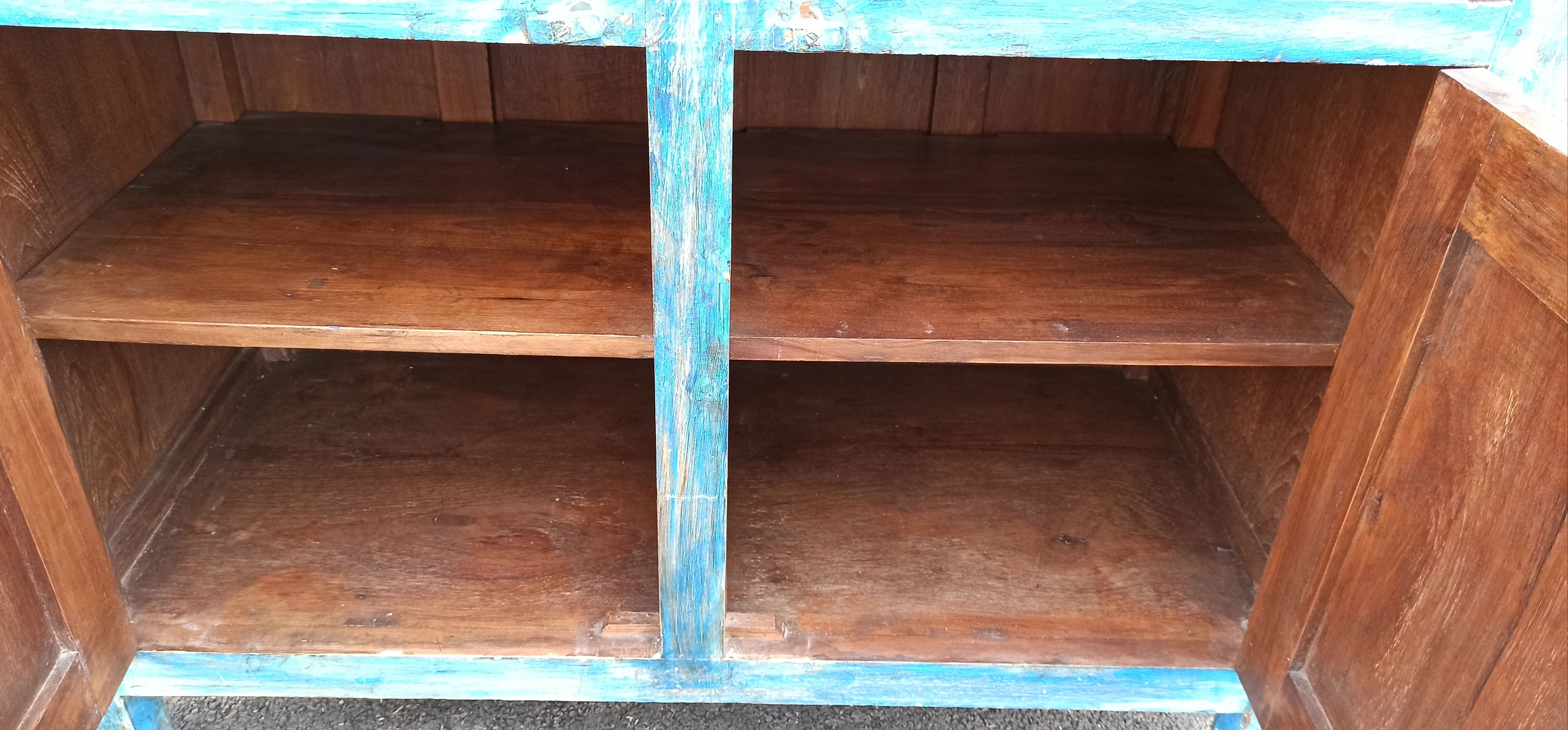 Blue wooden buffet with 2 drawers and 2 doors
