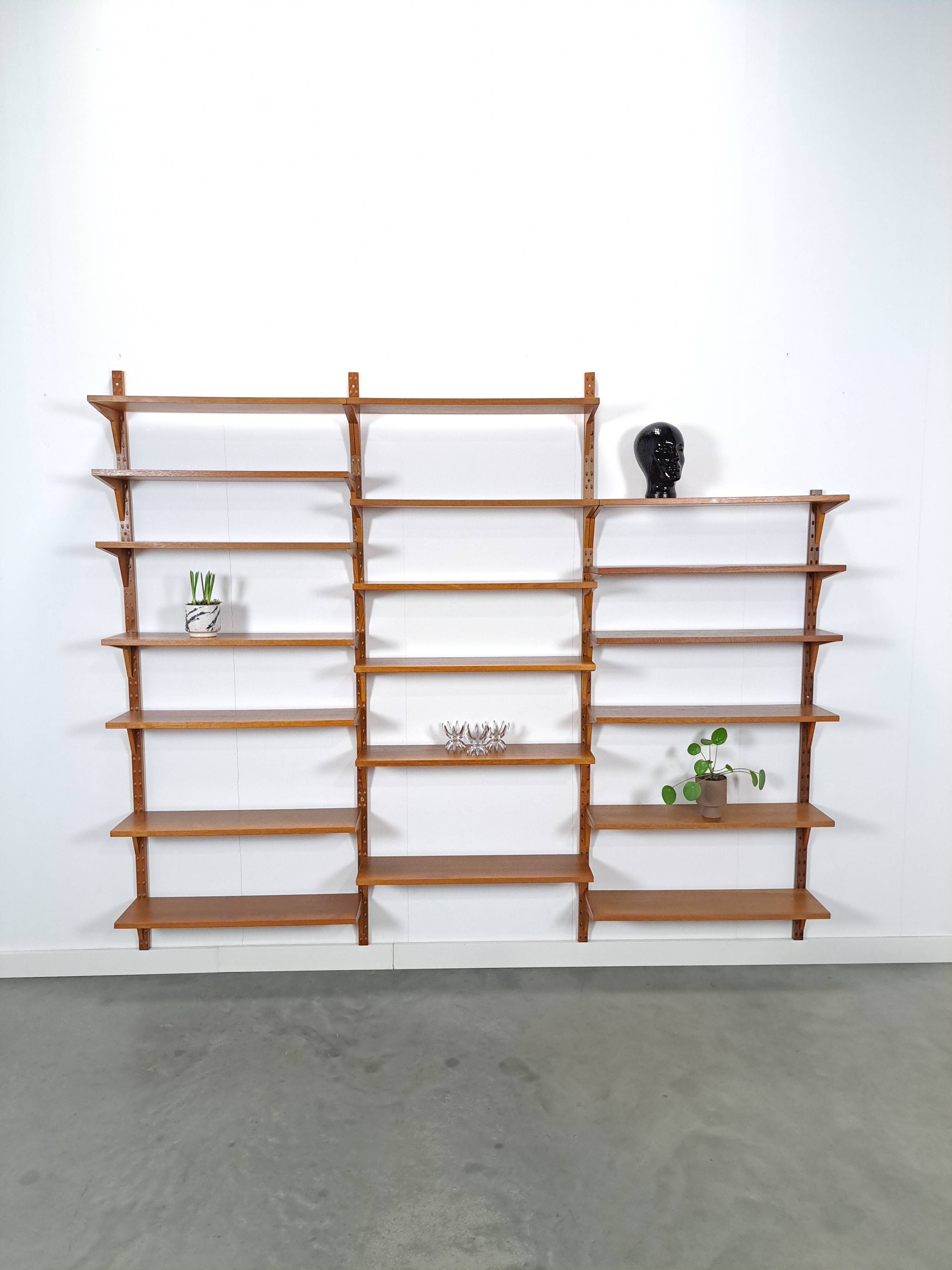 Deens Poul Cadovius Royal System modulair teak wandsysteem Cado