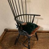 Chaises de poupées anciennes