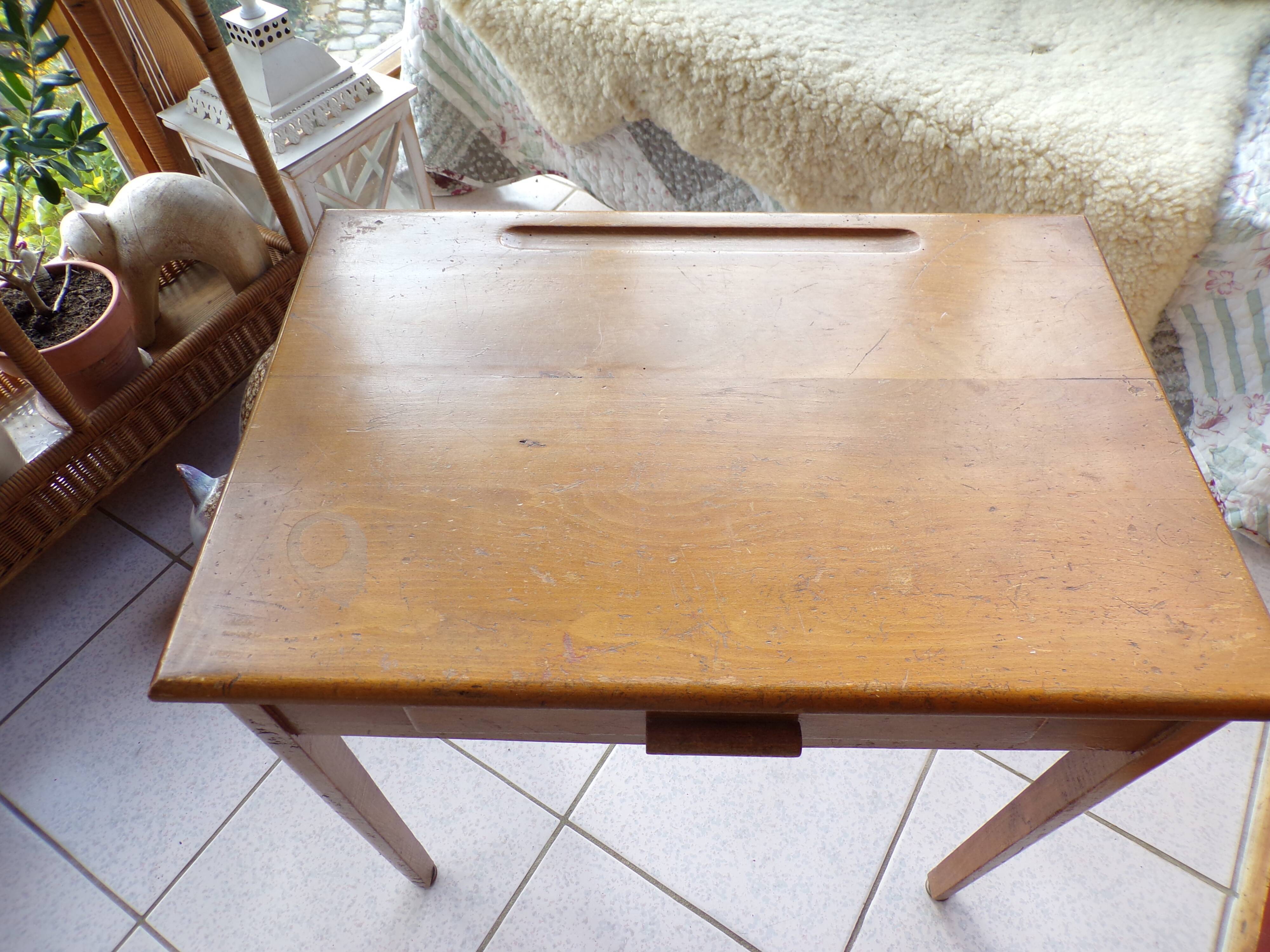 Child desk with all-wood drawer