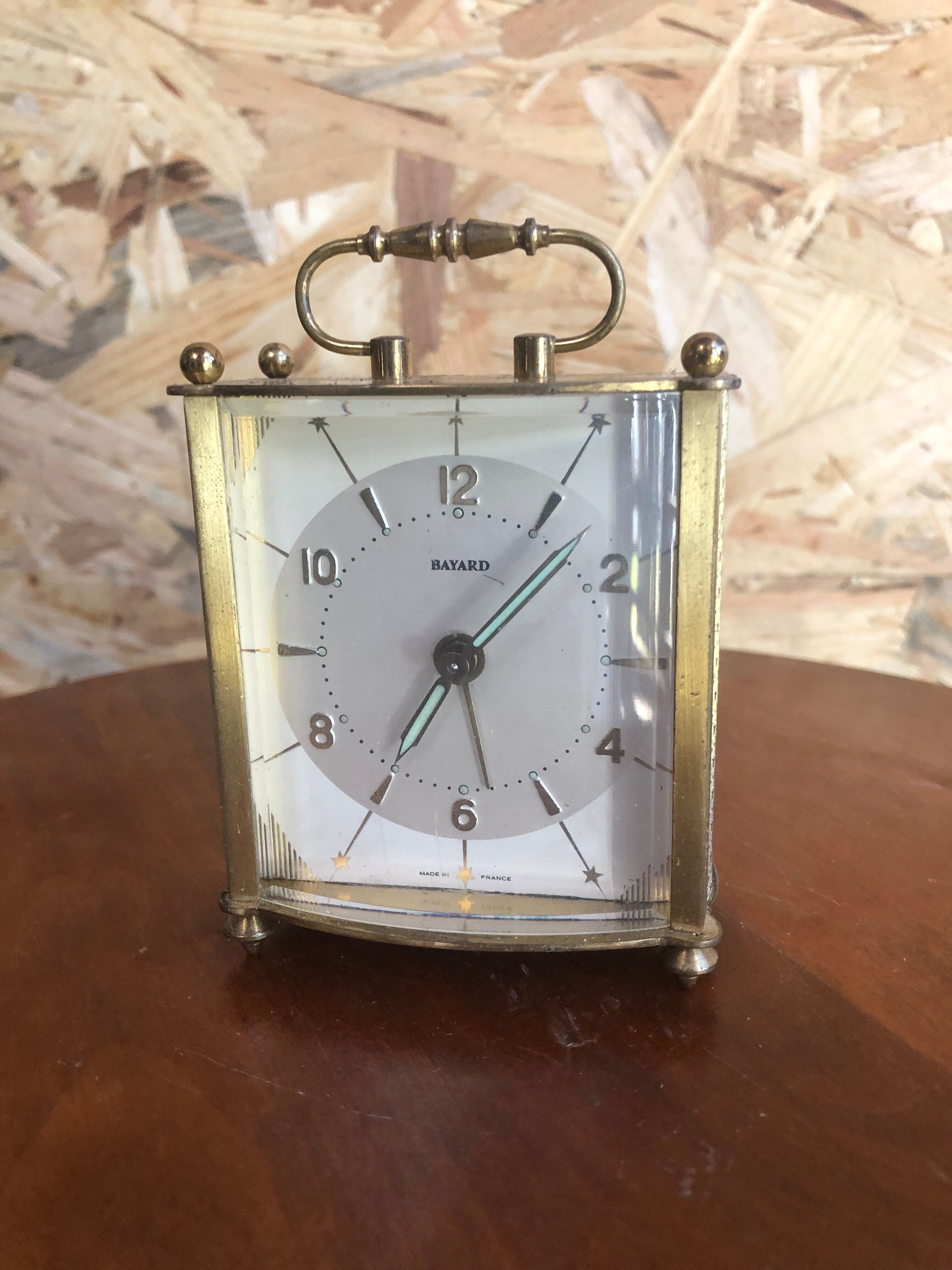 Old pendulum officer bayard brass background white + handle vintage decoration