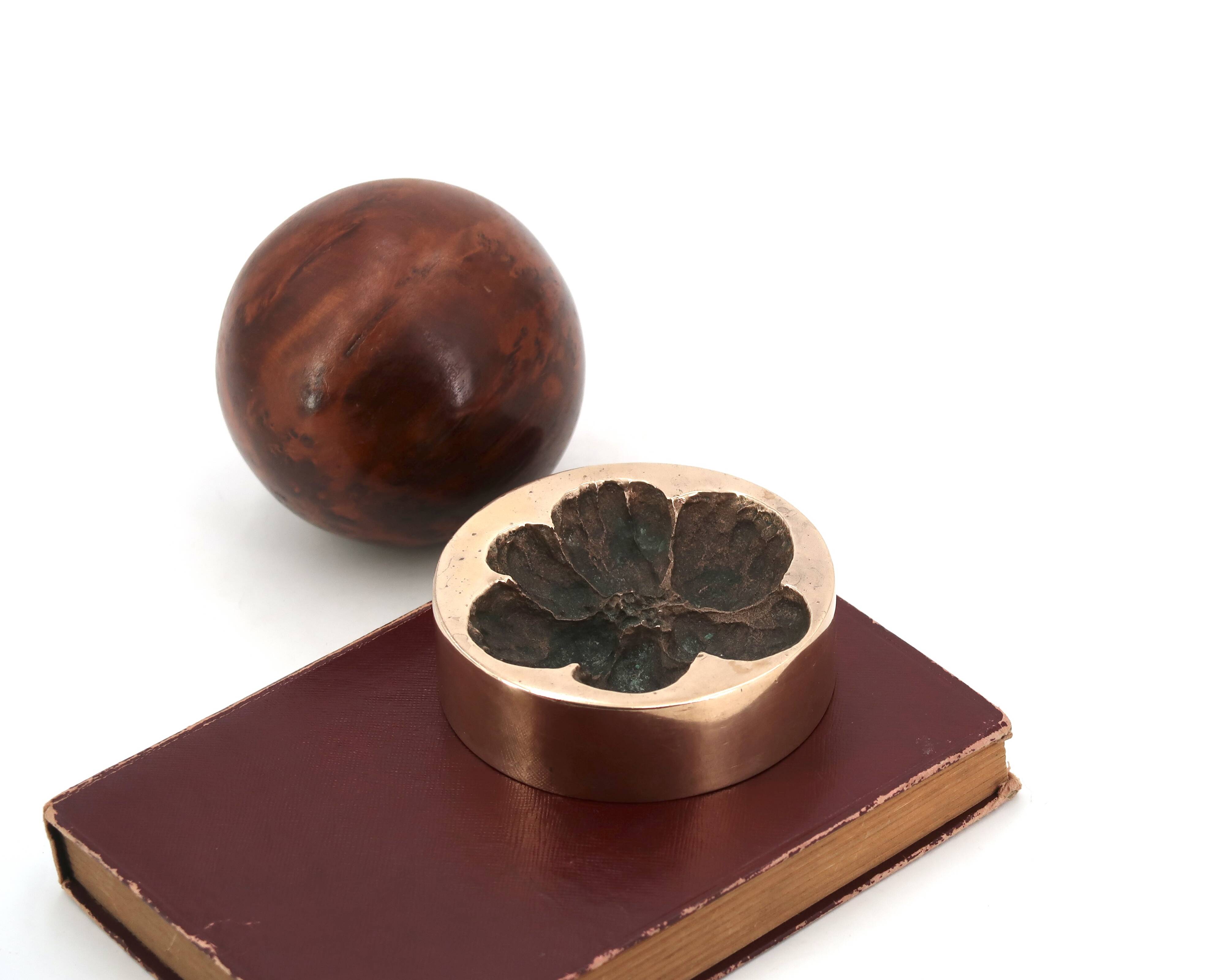 Bronze ashtray by Monique Gerber, flower imprint, 1970s