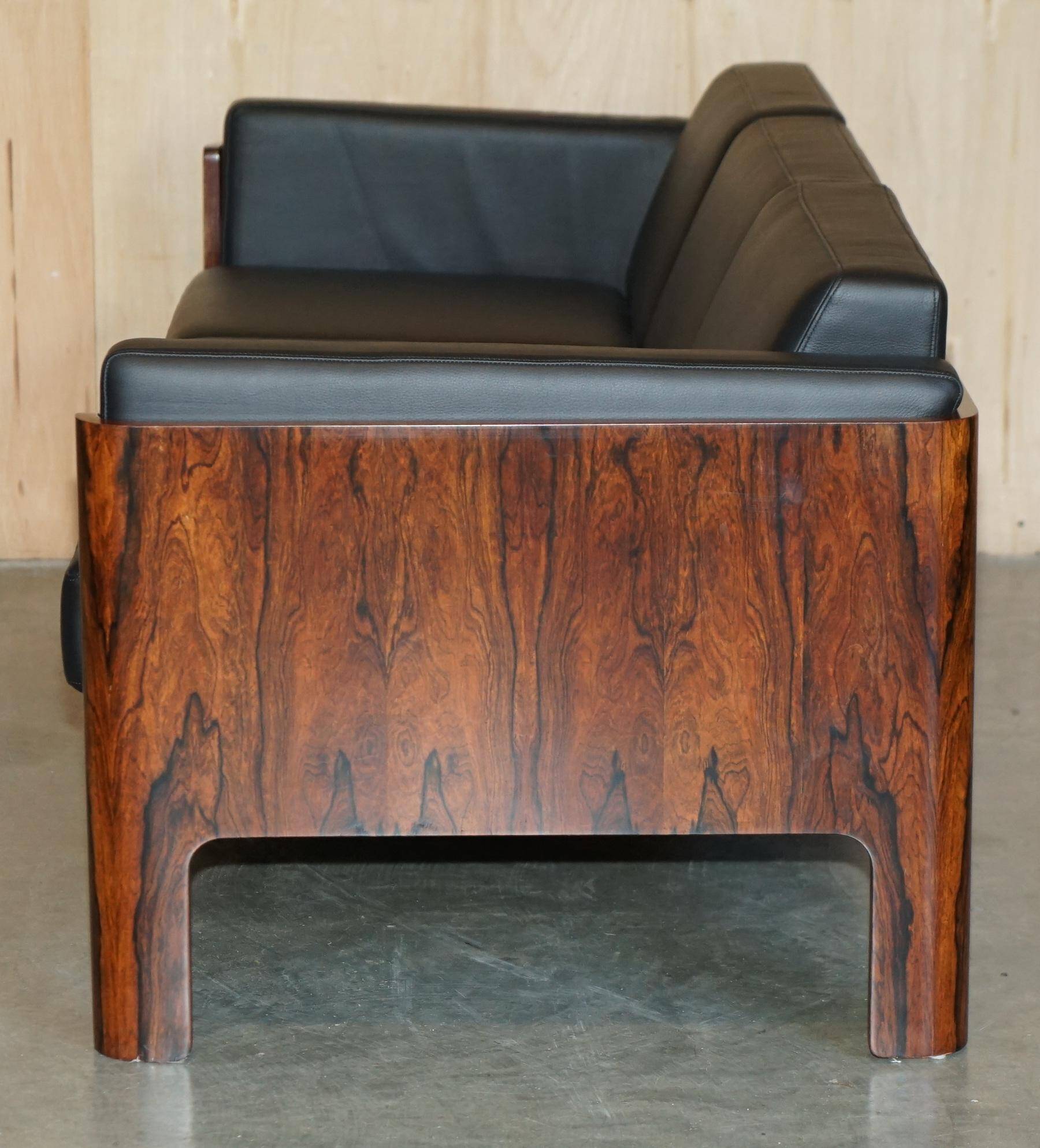 Mid-Century 3-seater canapé in Brazilian hardwood, 1966.