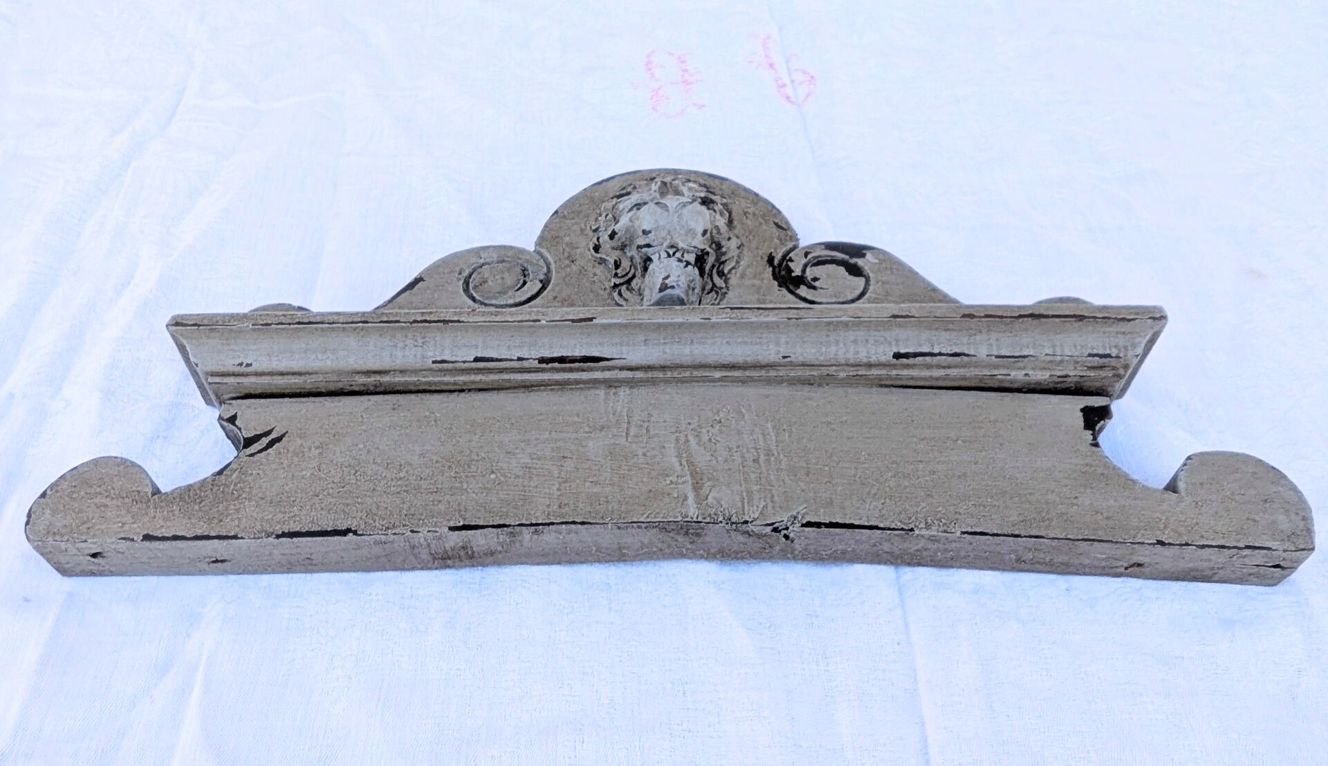 Ancient small wooden fronton carved shabby gustavian patina