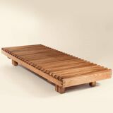 Sliding bench stone chapo