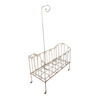 Lit bébé en fer forgé avec matelas