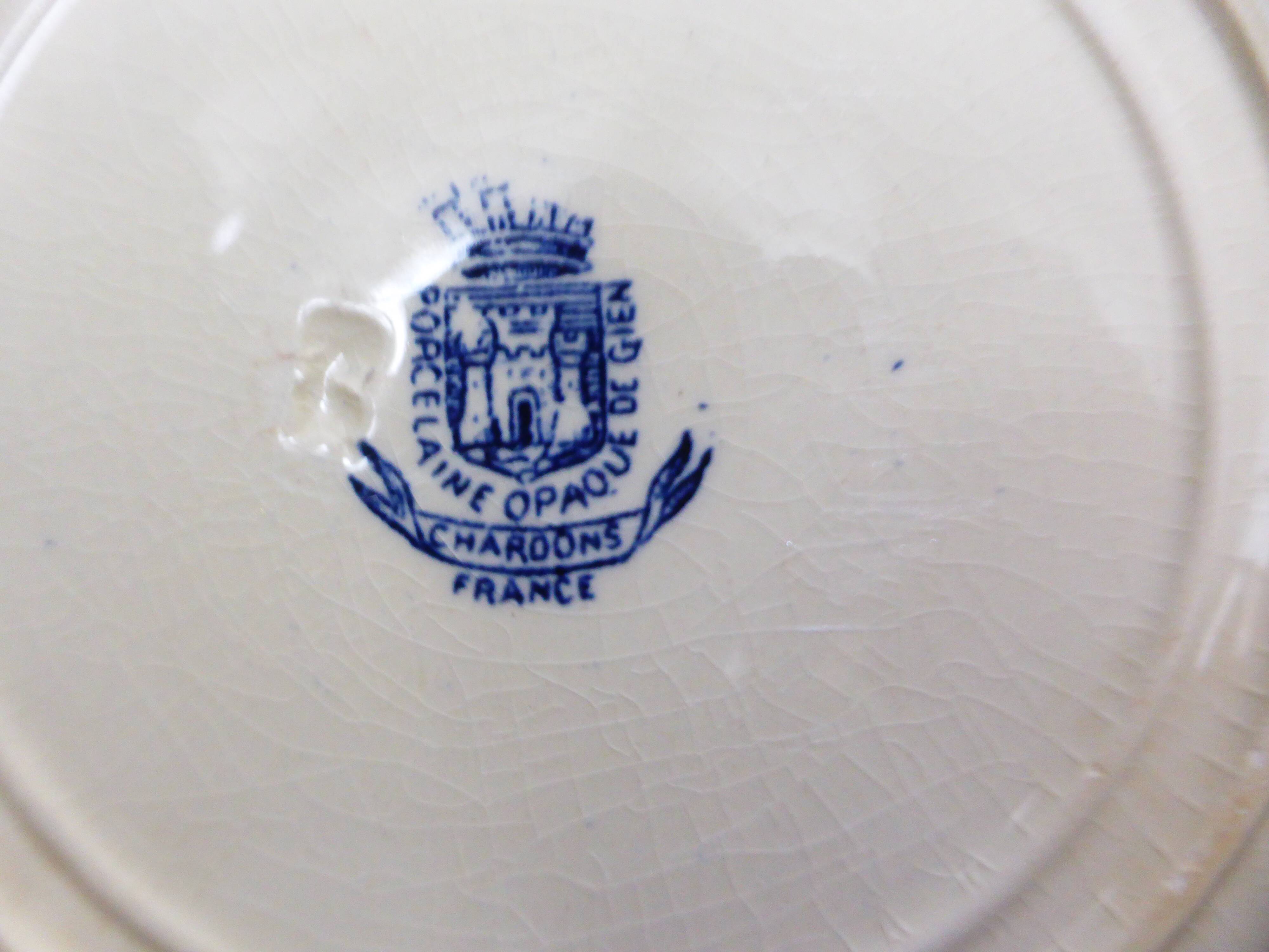 4 Gien Chardons soup plates (9)