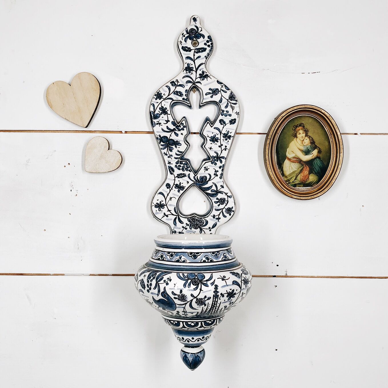 Earthenware font "Estrela de Conimbriga" Portugal