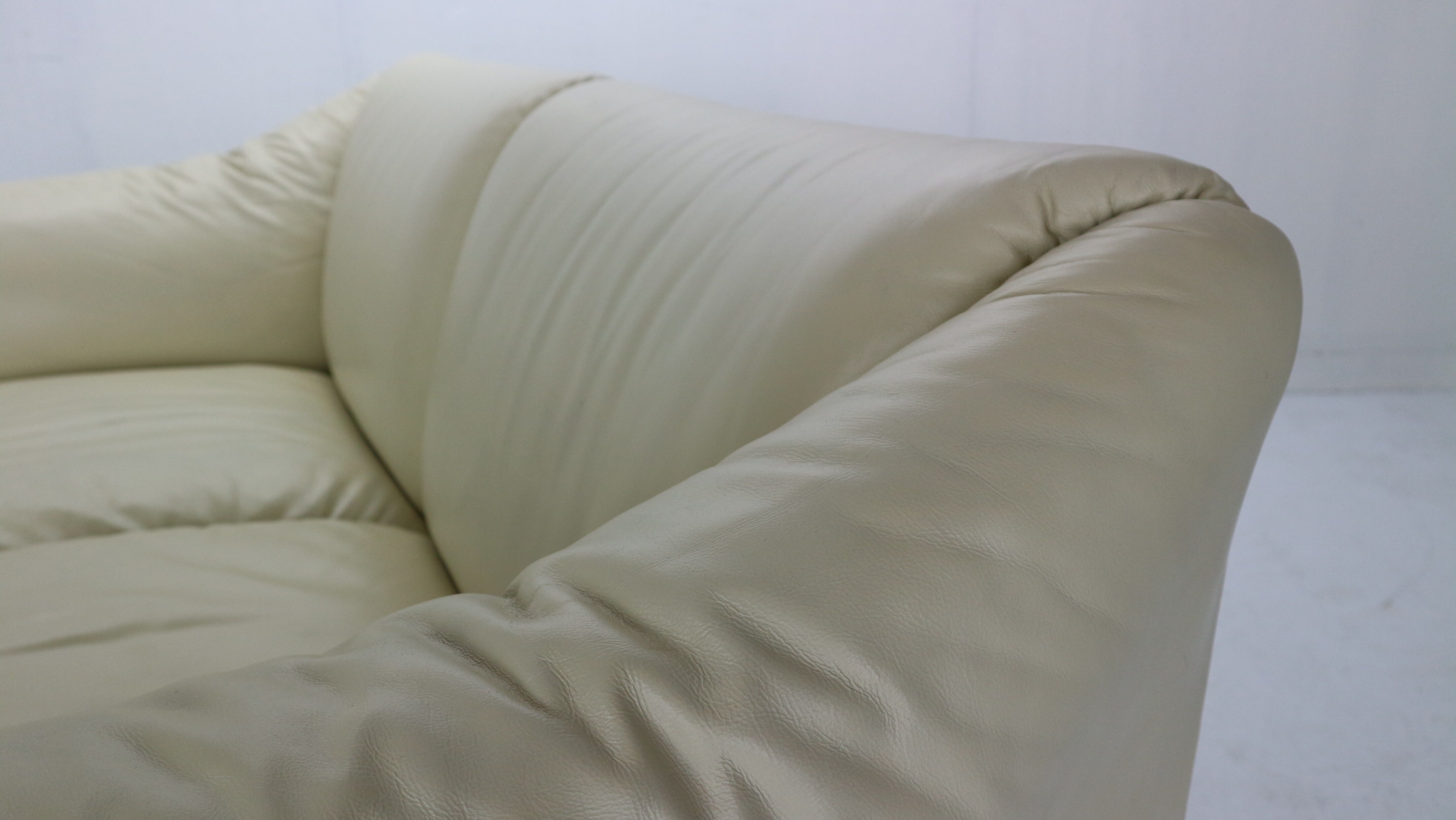 Leather sofa Mario Bellini "Tentazione" for Cassina, 1970s