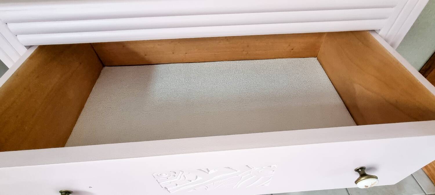 Art Deco chest of drawers