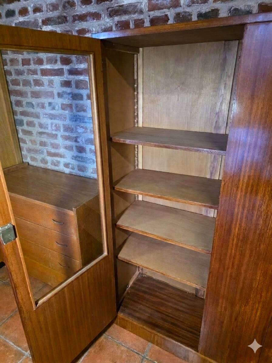 Art Deco mahogany library from the 1930s.