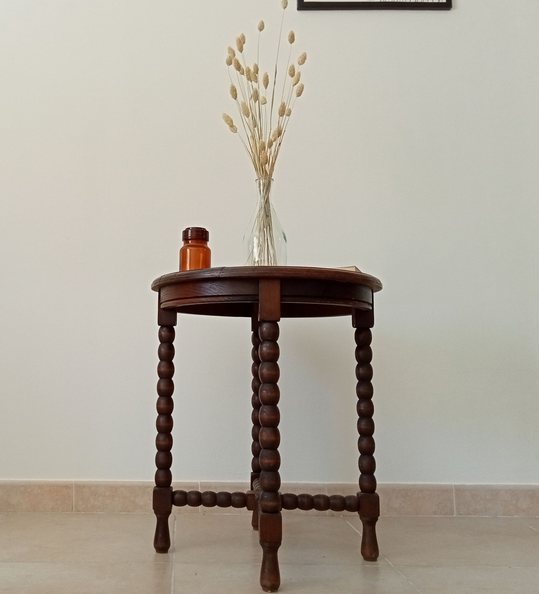 Side table from the 40s/50s in turned wood, Louis XIII style