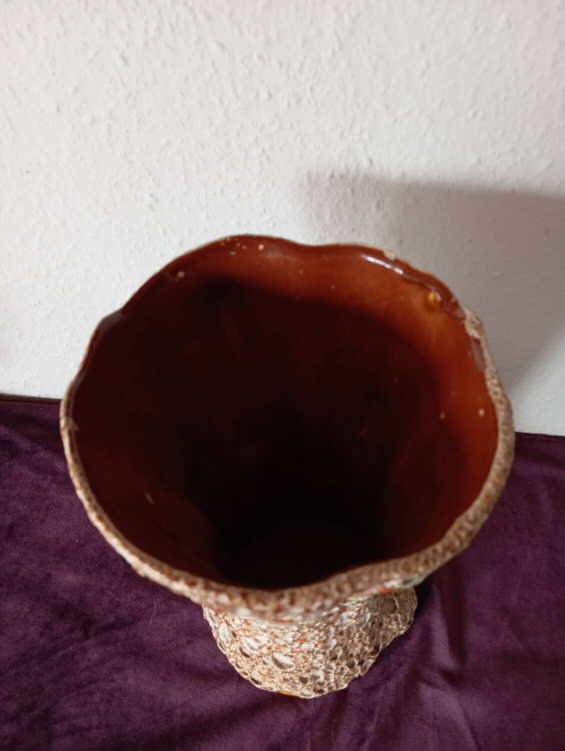 Large Fat Lava Vase