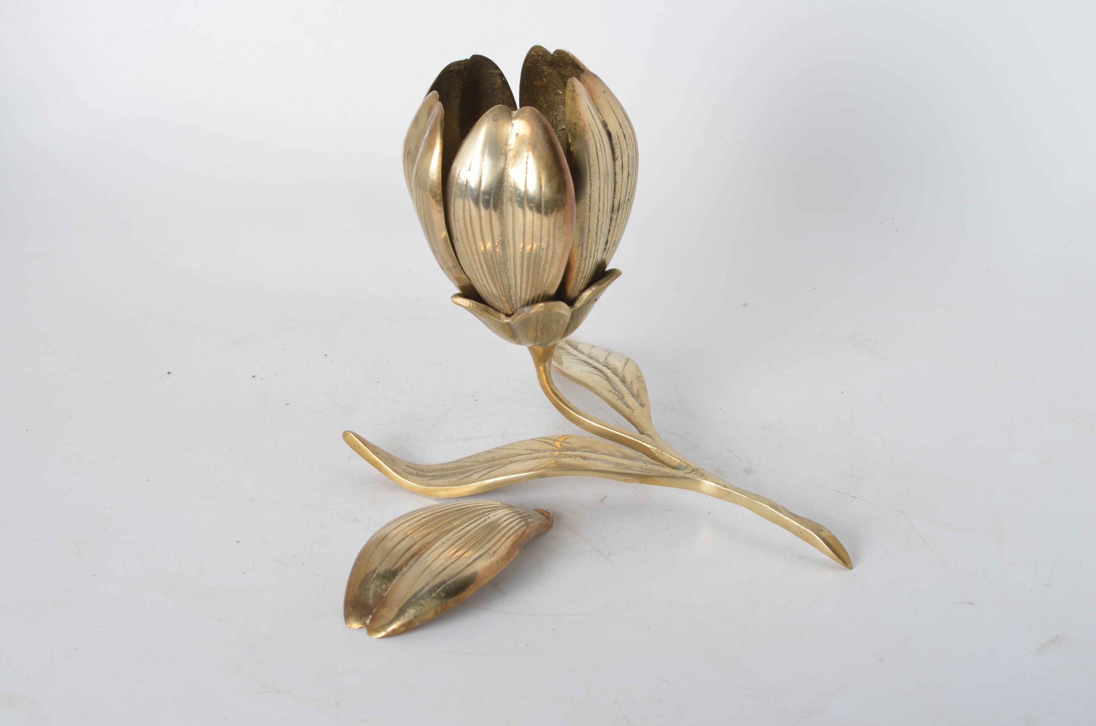 Brass flower ashtray