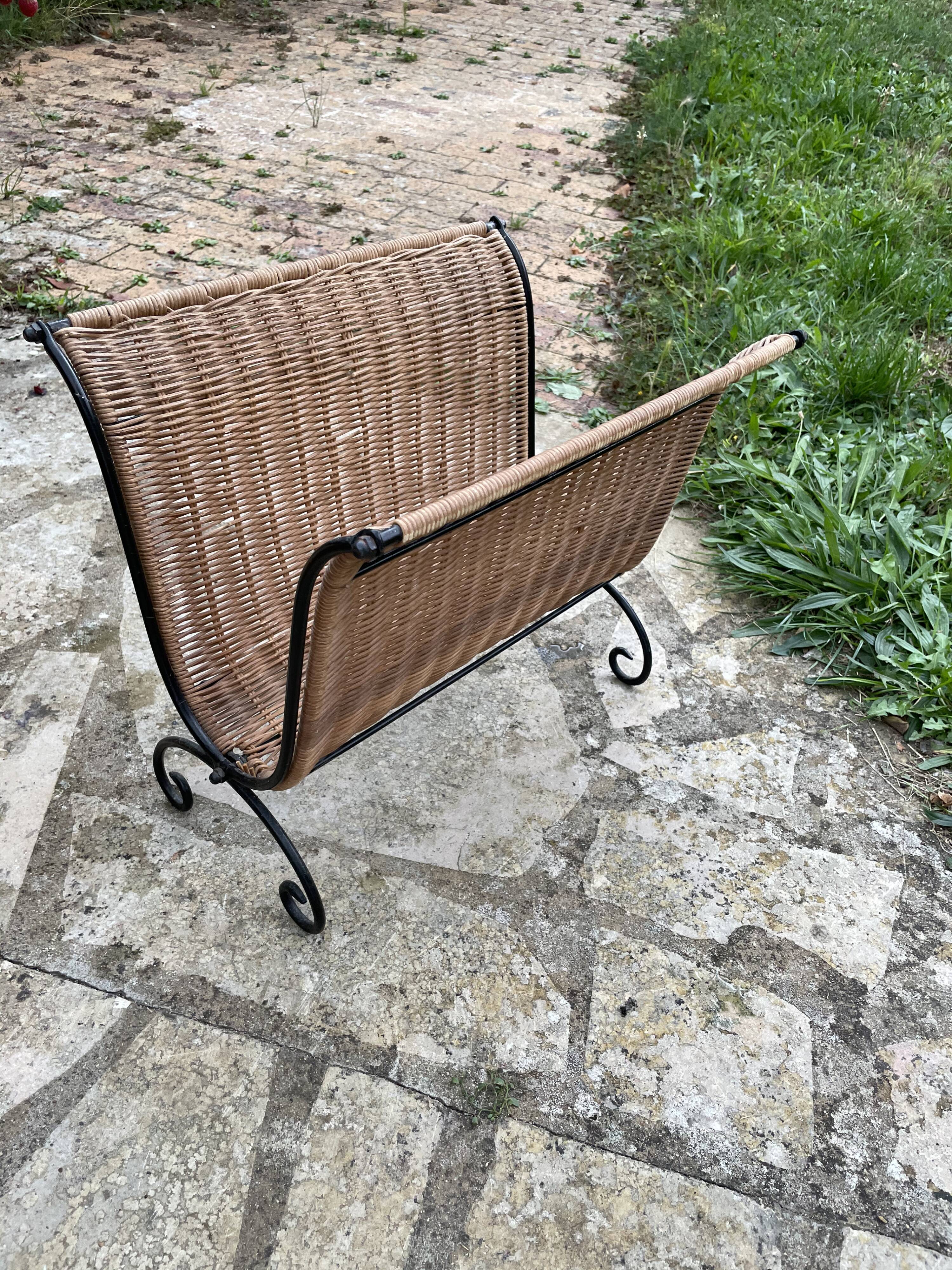 Porte revue rotin métal fer forgé
