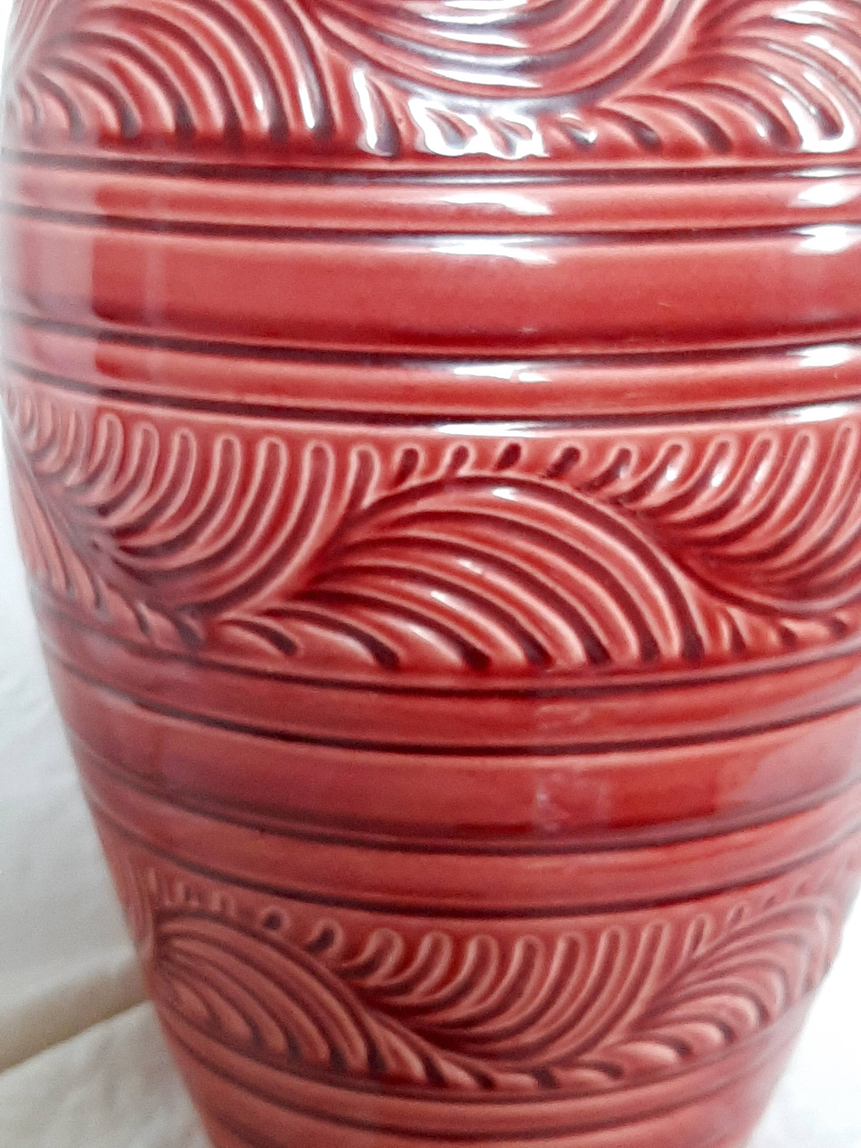 30s vase Saint Clément "feather" decoration