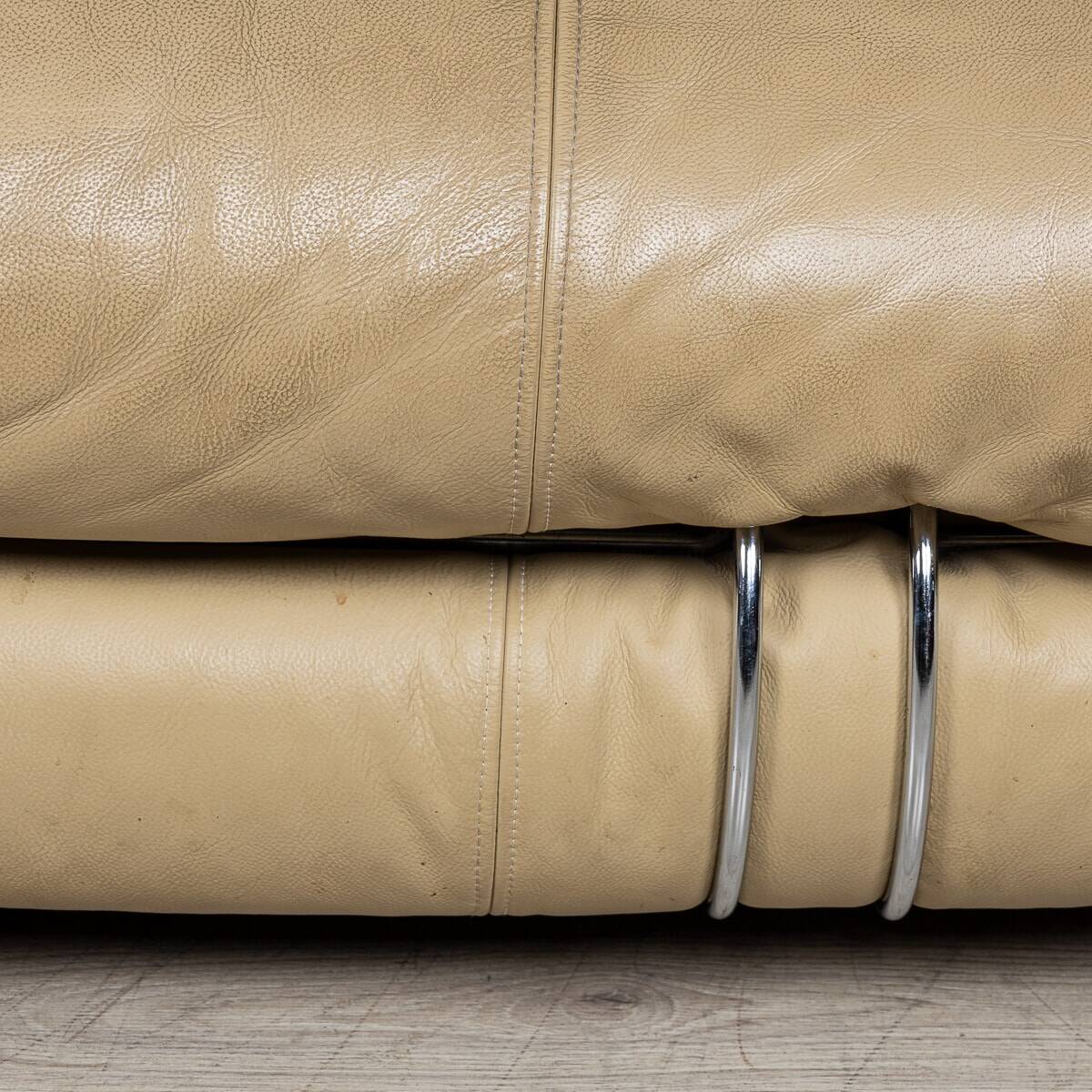 Italian 20thc beige "soriana" leather sofa by tobia scarpa for cassina