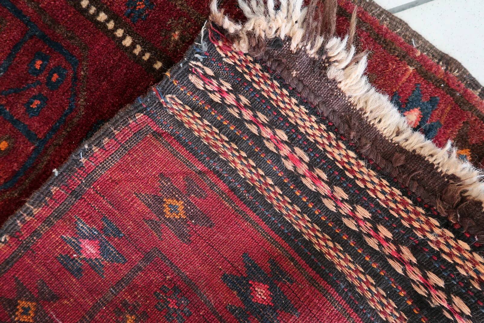 Handmade vintage Afghan Baluch rug 63cm x 109cm 1950s - 1С1169