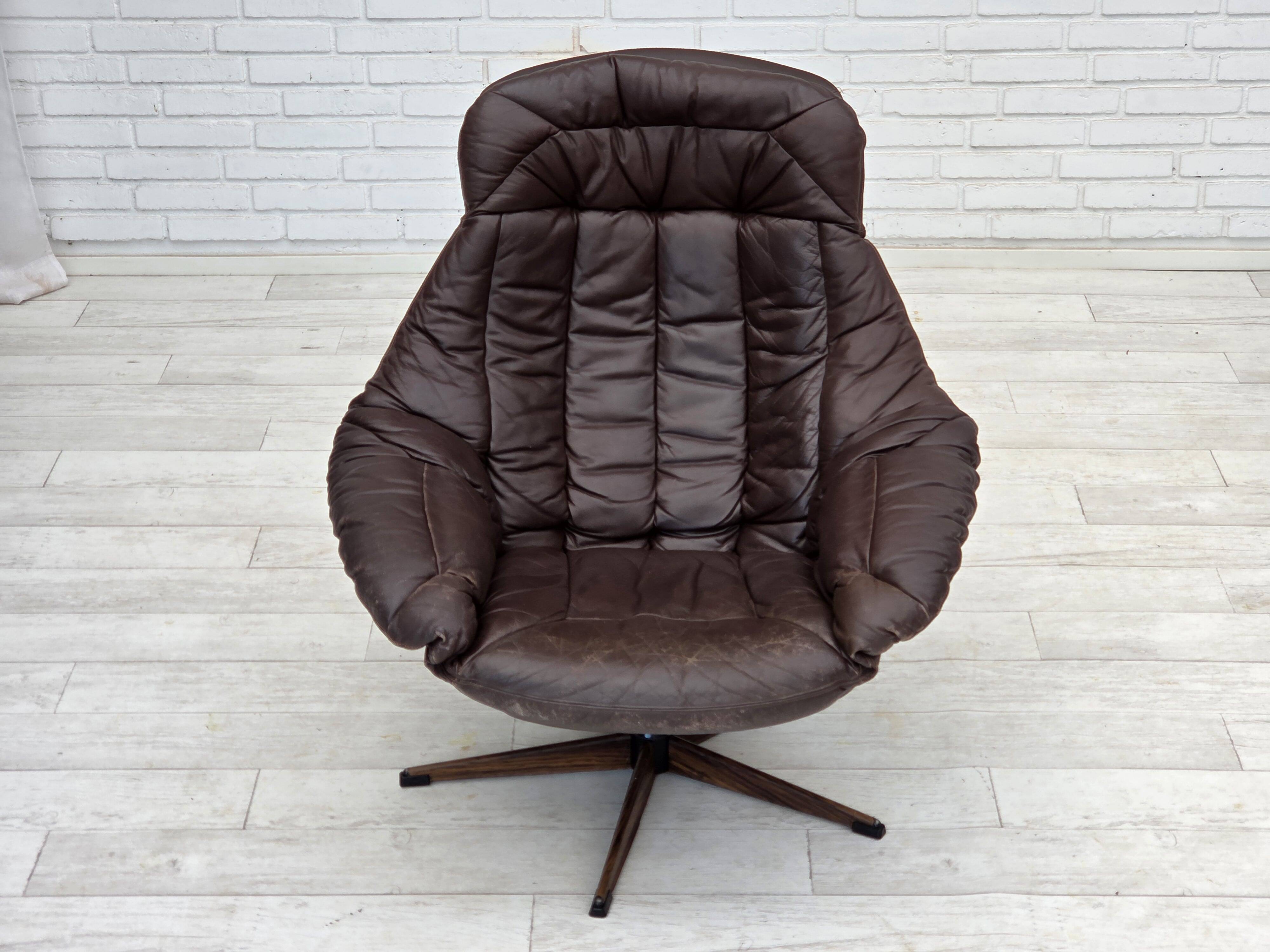1970s, Danish design by H.W.Klein, swivel chair, for Bramin Møbler.