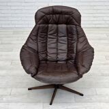 1970s, Danish design by H.W.Klein, swivel chair, for Bramin Møbler.