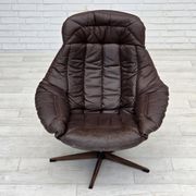 1970s, Danish design by H.W.Klein, swivel chair, for Bramin Møbler.