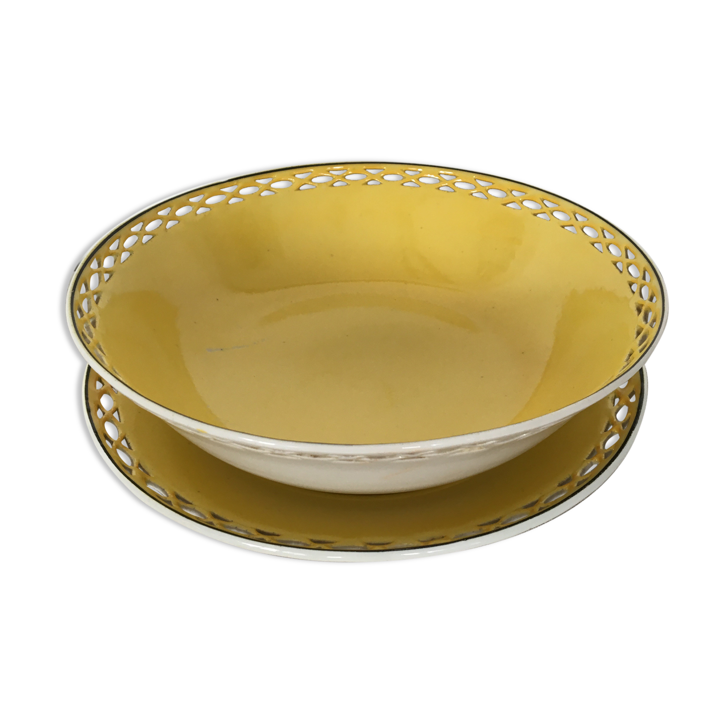 duo old service dishes in lantled porcelain