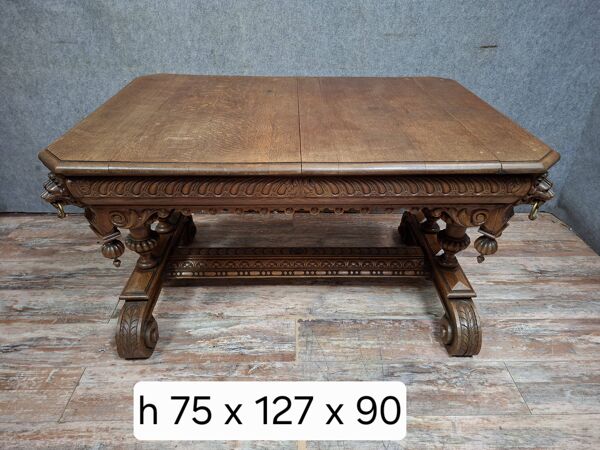 table de salle à manger ou table de milieu en chêne sculpté Renaissance