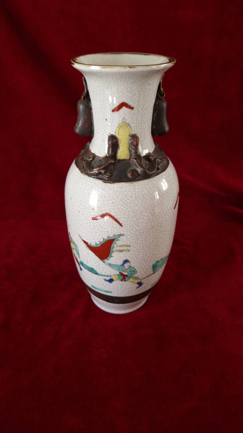 Chinese Nanking vase
