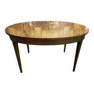 Louis XVI style oval dining table. "André Jules"