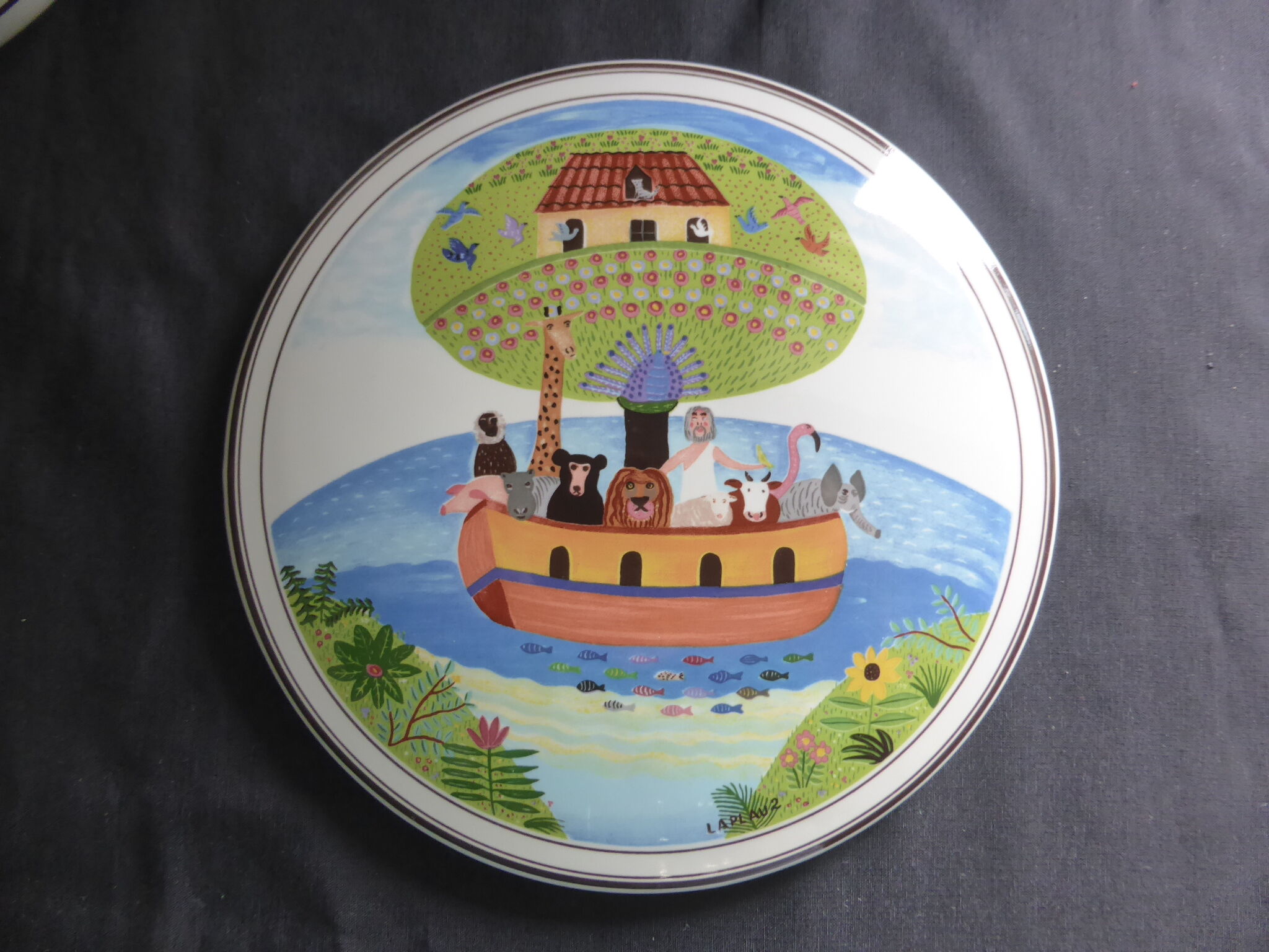 Bonbonnière ronde porcelaine Villeroy et Boch design naïf L'Arche de Noé Laplau