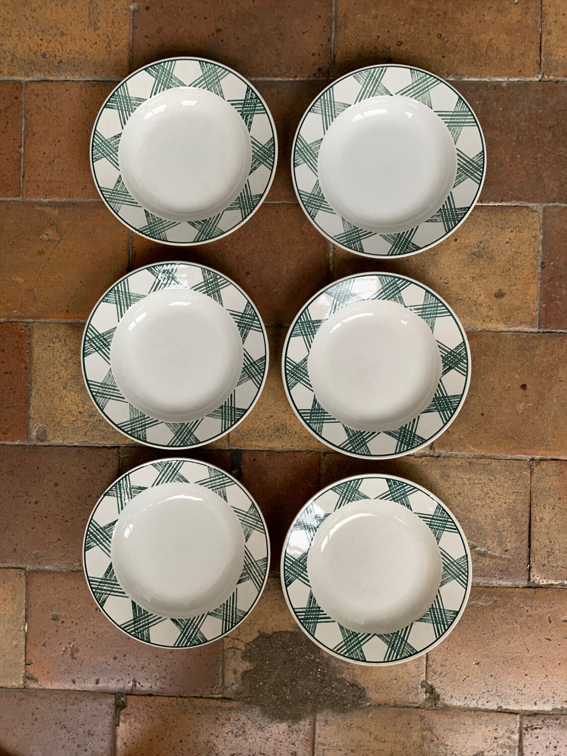 Selency x Monoprix Croisé Laroche plates