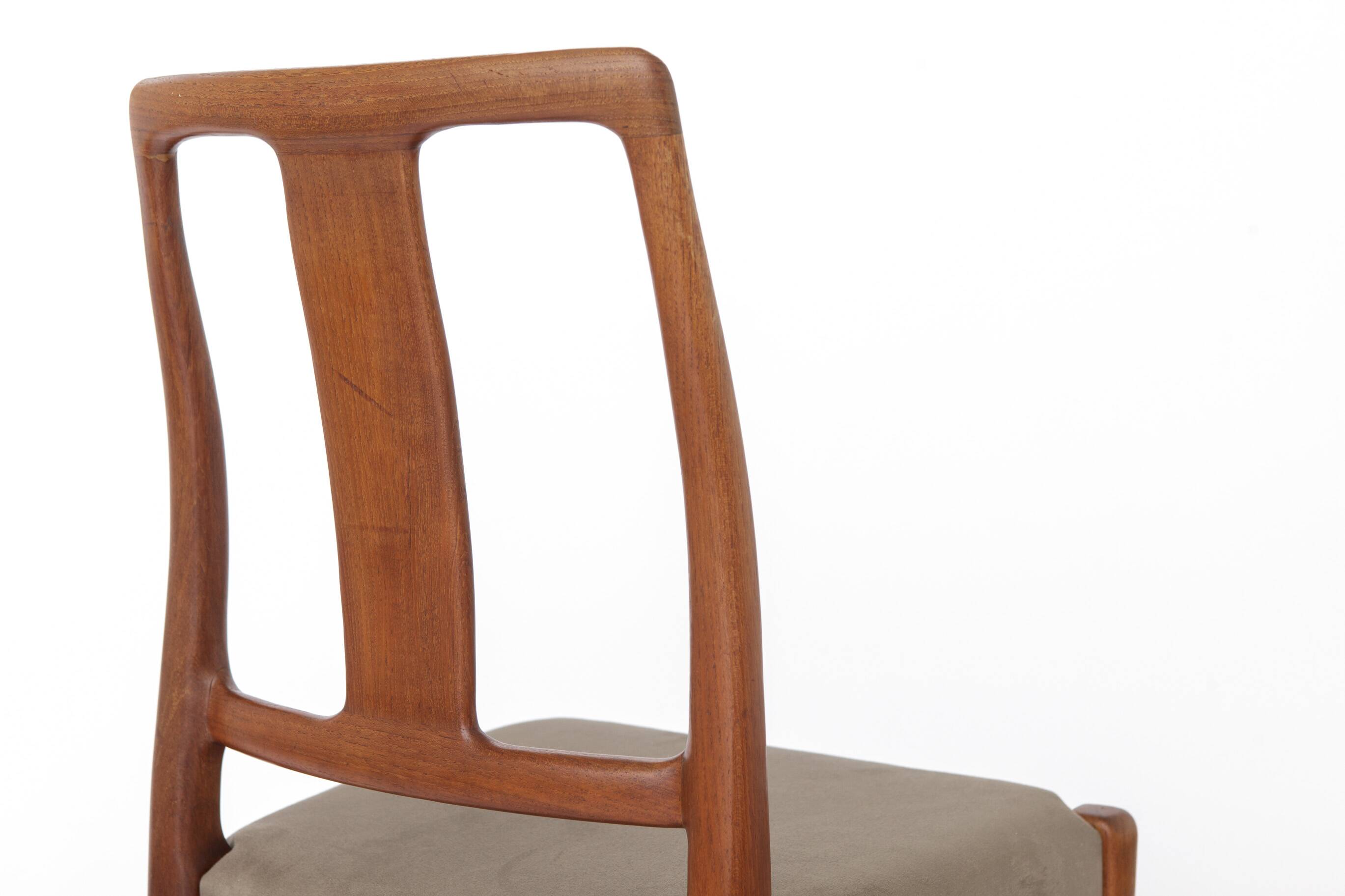 1 of 4 Vintage d-Scan Dining Chairs, Singapore 1960s, Mid century modern