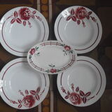 10 deep plates and 1 sink