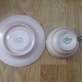 Set of 8 cups and a candy factory