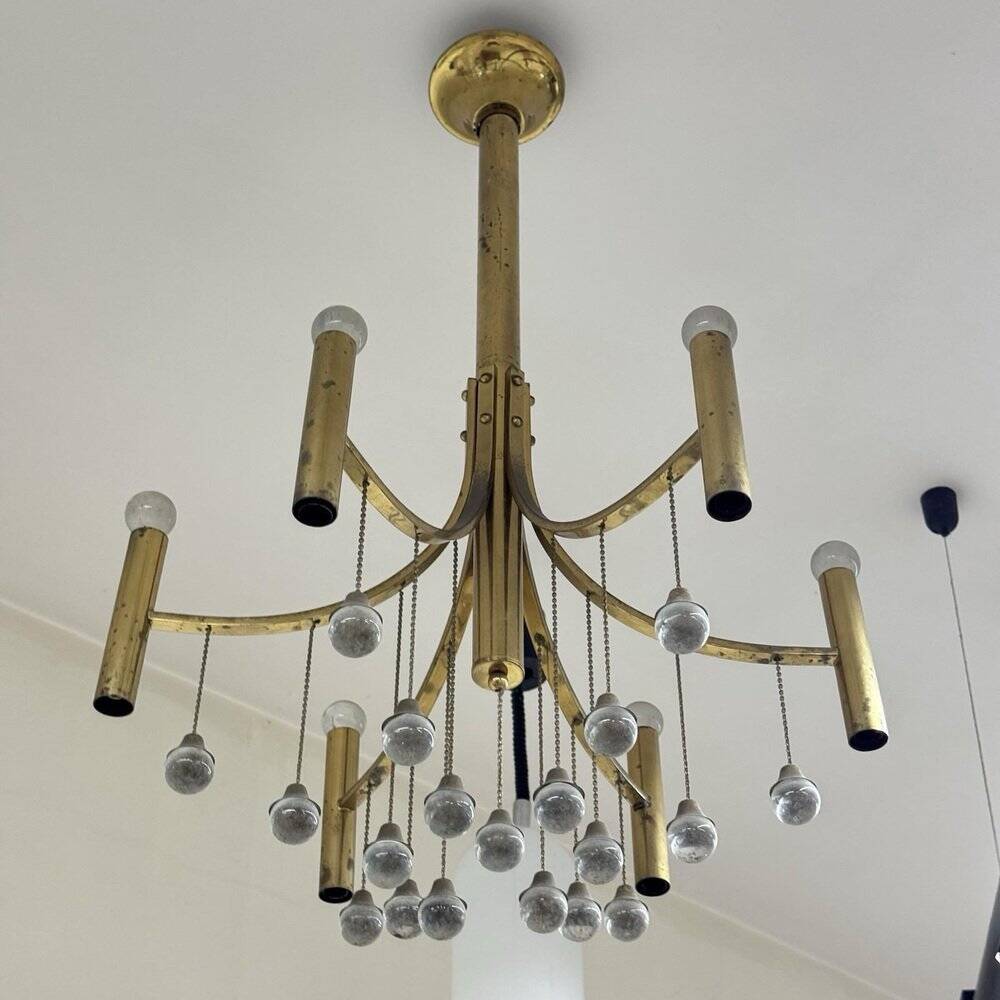 Chandelier en laiton de style mid-century moderne attribué à Gaetano Sciolari, 1970