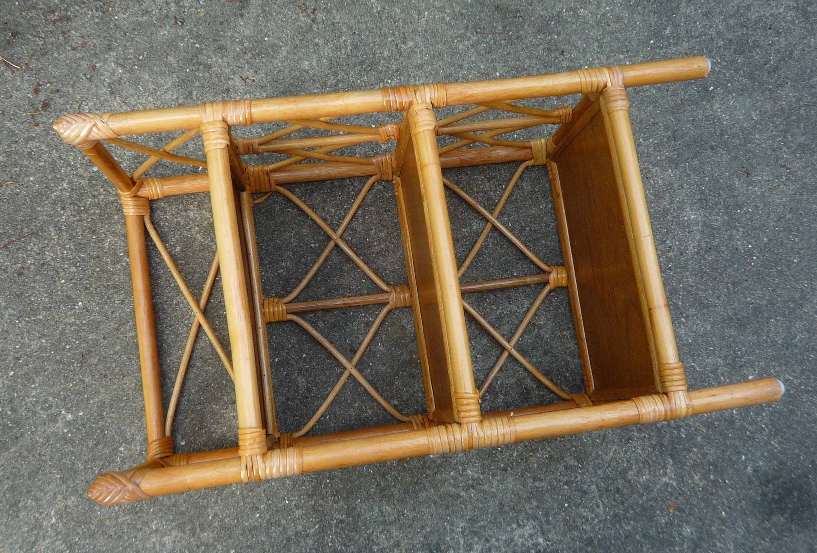 Small rattan shelf, 3 shelves, vintage