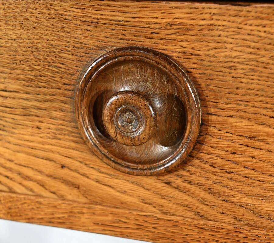 Desserte à hauteur d’appui, console en chêne, style Louis Philippe, 2ème partie du XIXème s.