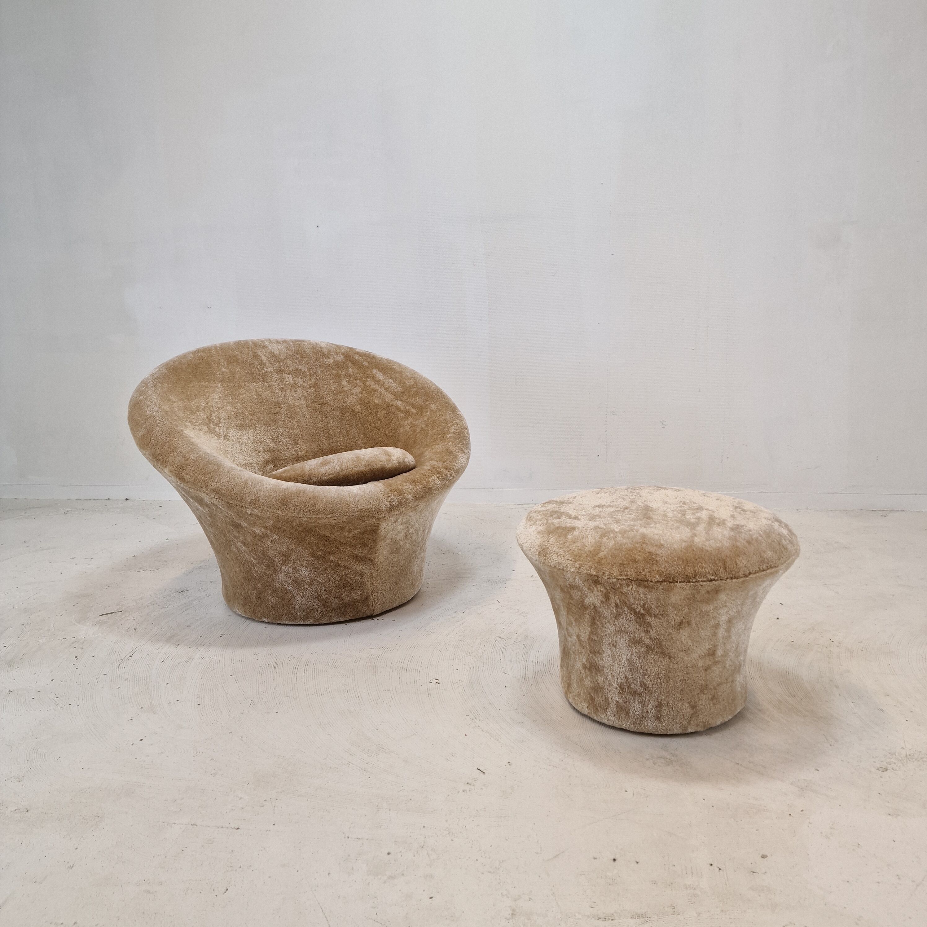 Mushroom Armchair and Ottoman by Pierre Paulin for Artifort, 1960's