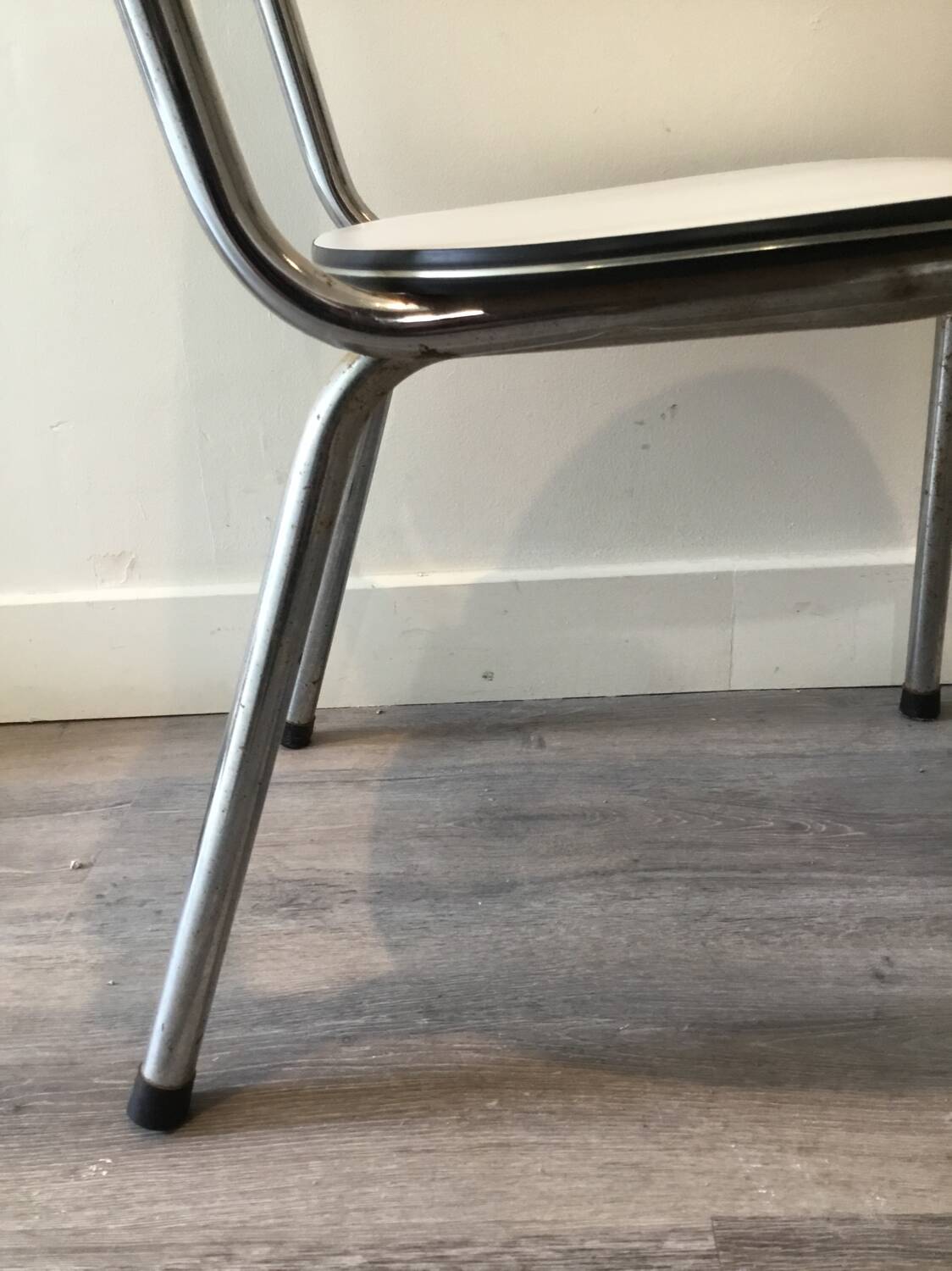 Formica low chair