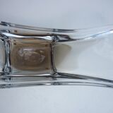 Cut fruit in stretched glass of the 70s