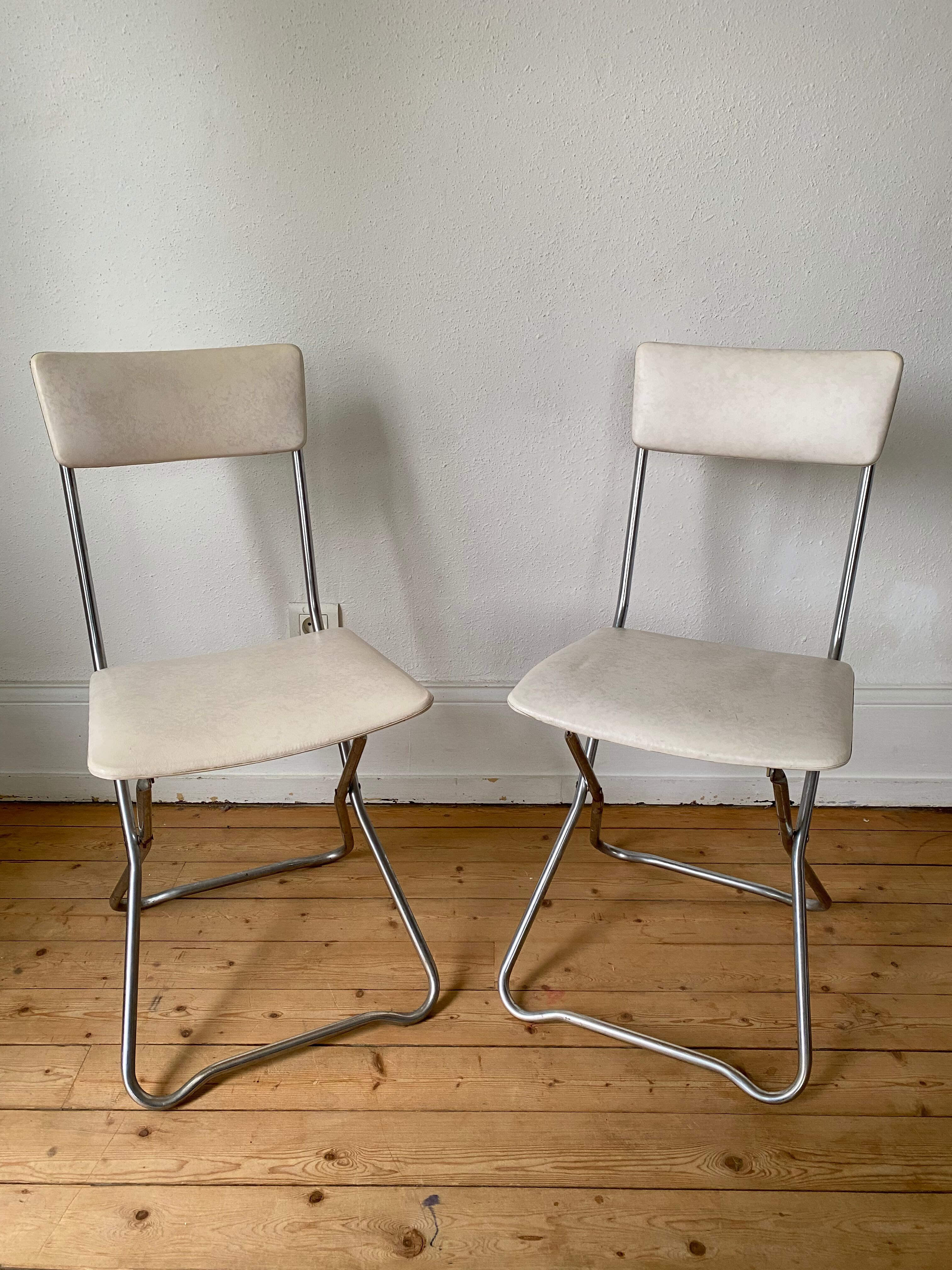 Soudexvinyl folding chairs 1970