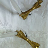 Paire de lampes bougeoirs en bronze et opaline années 40 50