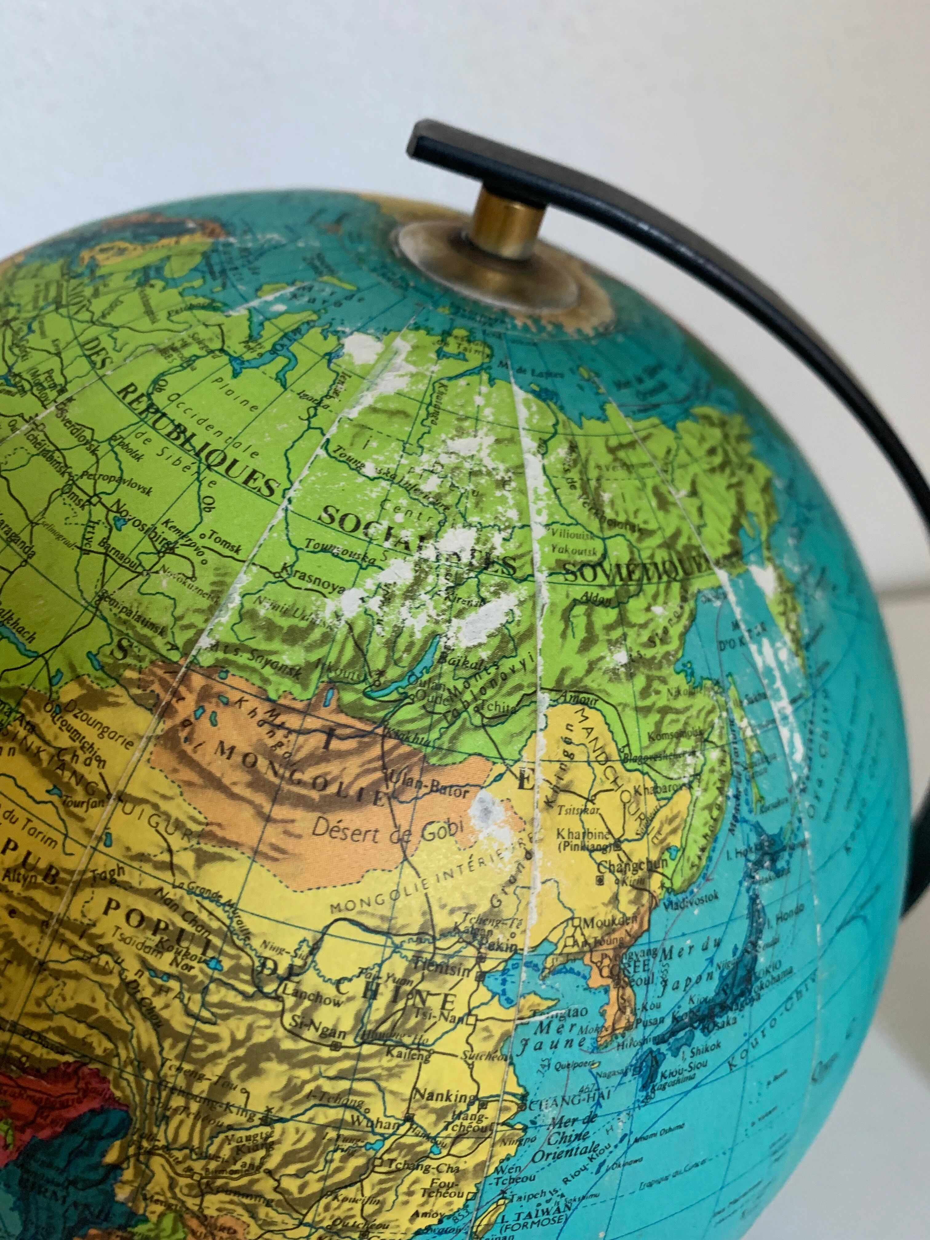 Globe terrestre vintage 1969 Taride tripode mappemonde - 27 cm