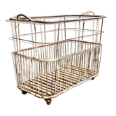 Former cart baker