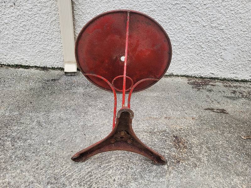 Antique Round Painted Metal Bistro Table No. 5