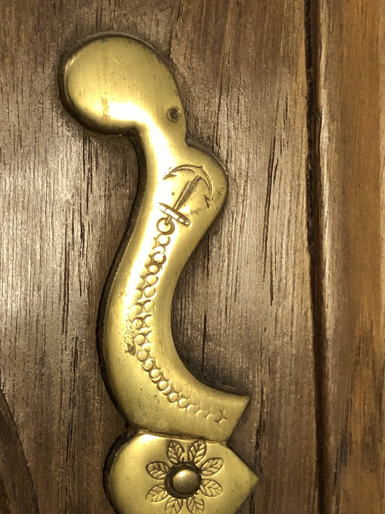 Breton wedding armoire in chestnut - Dated 1869