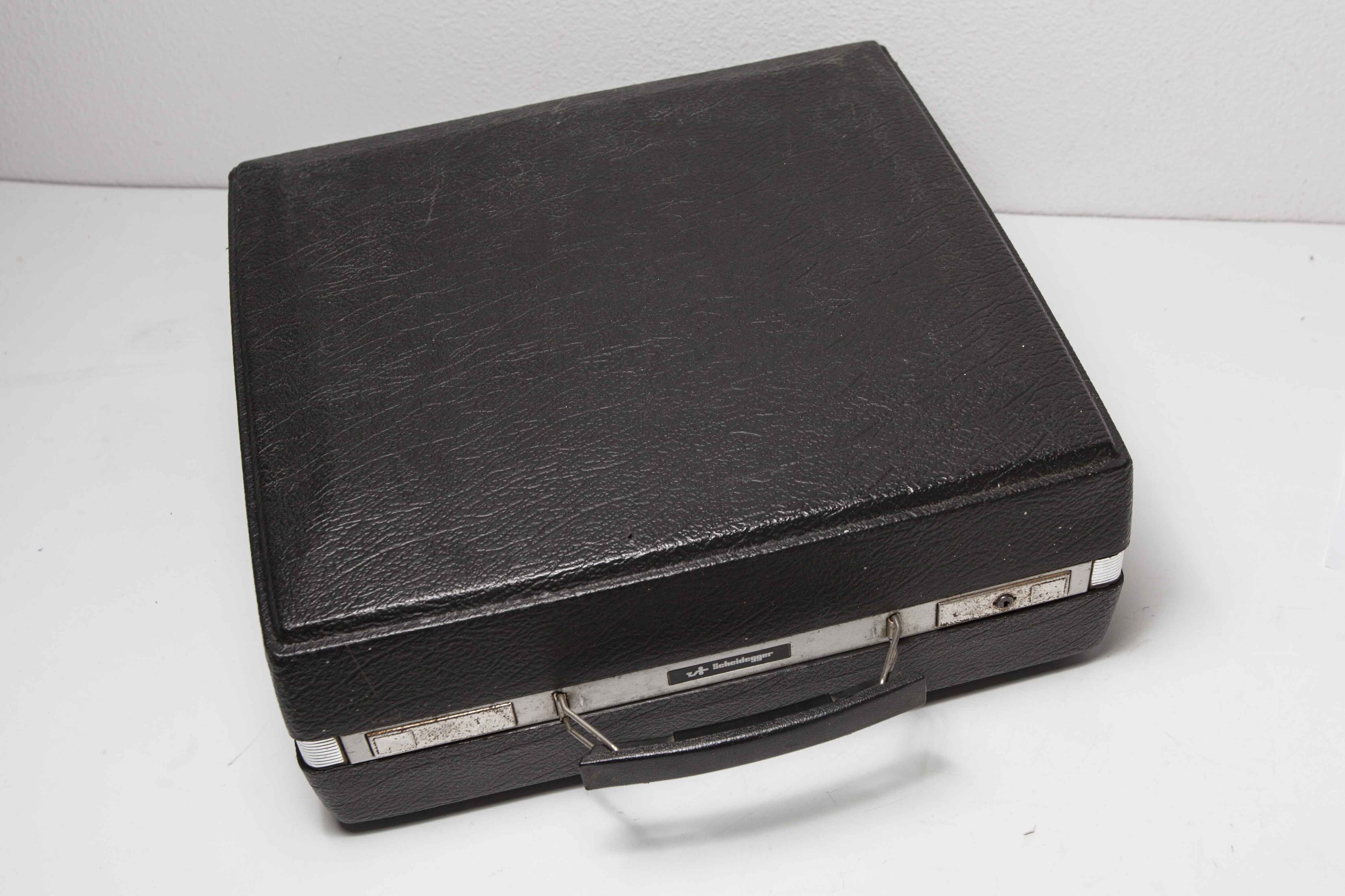 Revised Scheidegger International typewriter